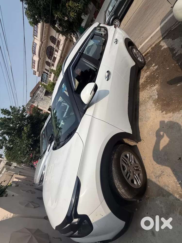 Kia Carens 1.5 Prestige 7 Str, 2023, Petrol