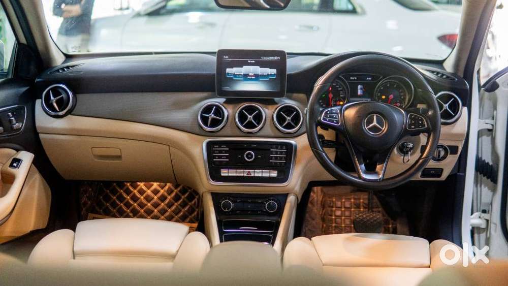 Mercedes-benz Gla Class [2014-2017] 2.0 200 Cgi Sport, 2017, Petrol