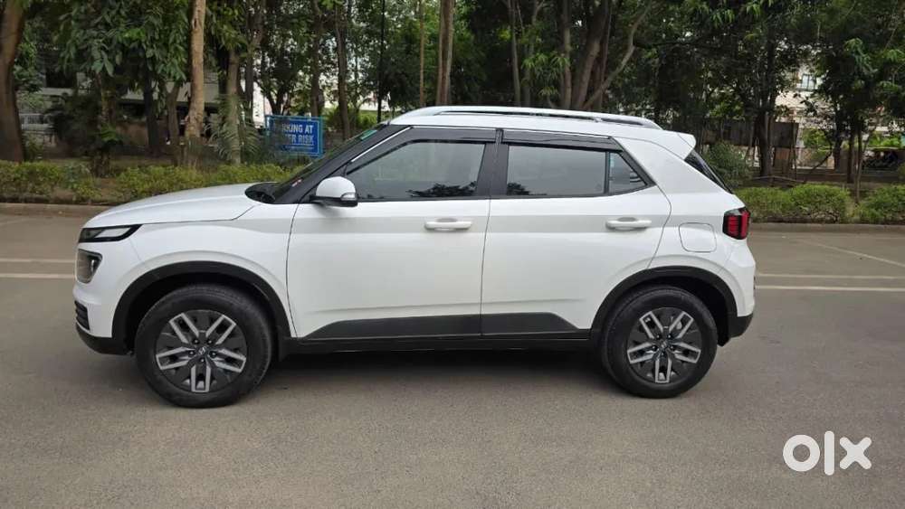 Hyundai Venue 1.0 S (o) Turbo Imt, 2023, Petrol