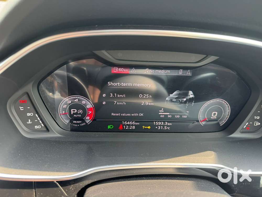 Audi Q3 40 Tfsi Technology, 2025, Petrol