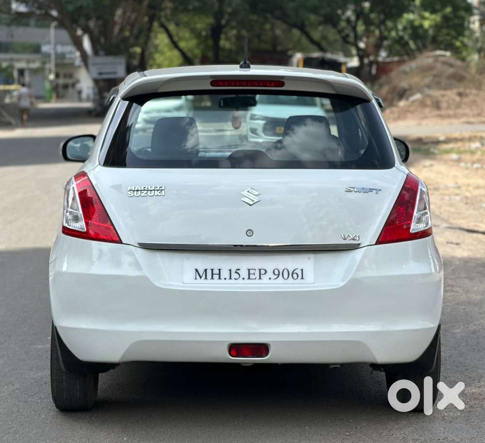 Maruti Suzuki Swift Vxi + Manual, 2015, Petrol
