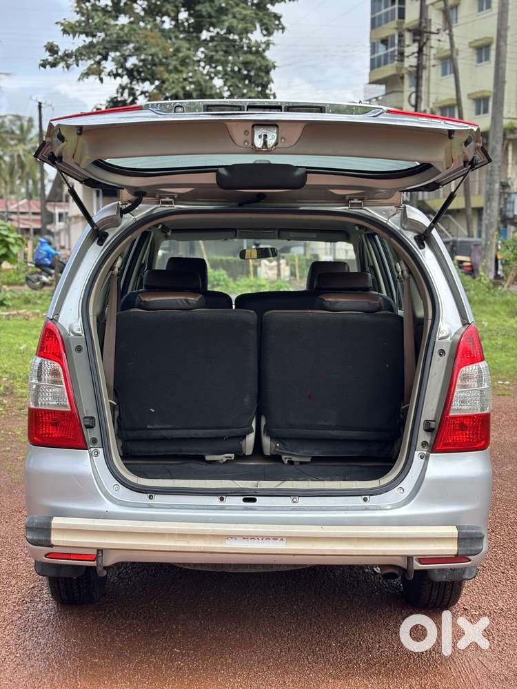 Toyota Innova 2.5 Vx (diesel) 8 Seater, 2014, Diesel