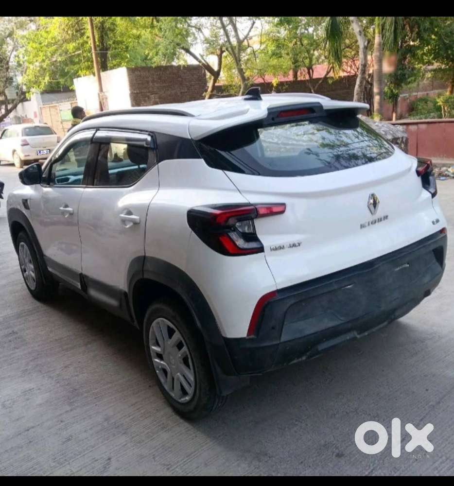 Renault Kiger 2021 Petrol Good Condition And Still Under Warranty
