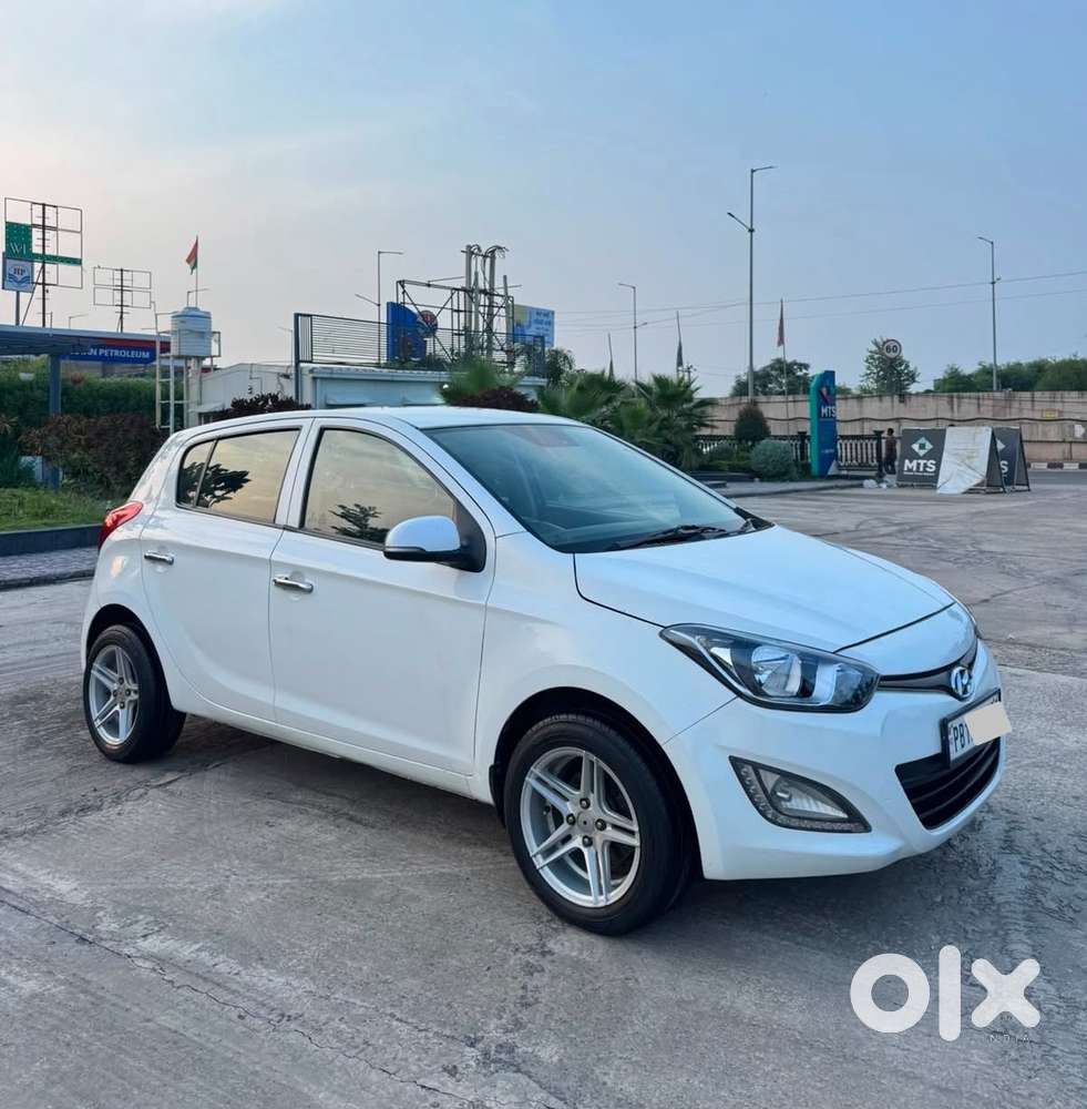 Hyundai I20 Sportz Option 1.4 Crdi, 2012, Diesel
