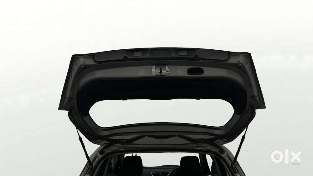 Maruti Suzuki Swift Vxi, 2013, Petrol