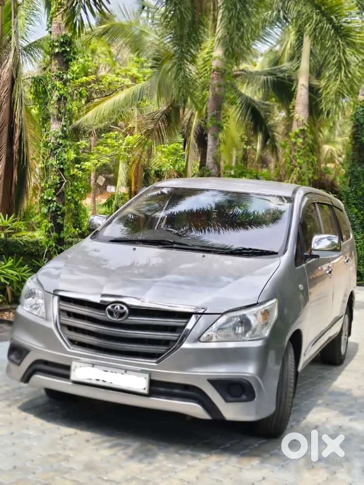 Toyota Innova Crysta 2016