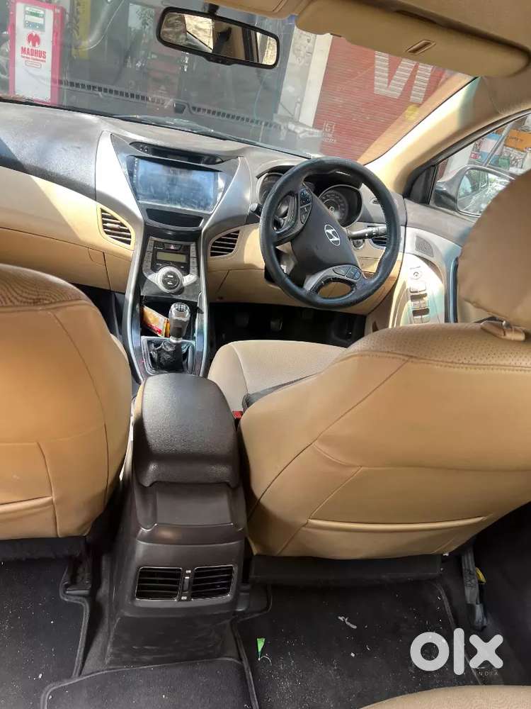 Hyundai Elantra Petrol