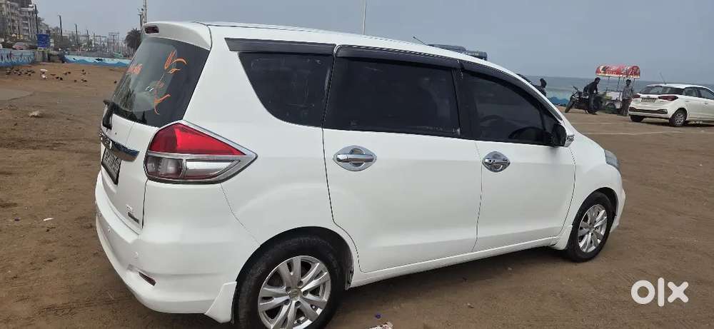 Ertiga Diesel Zdi+ Model 2017 Ending Reading 152000 Tyres New
