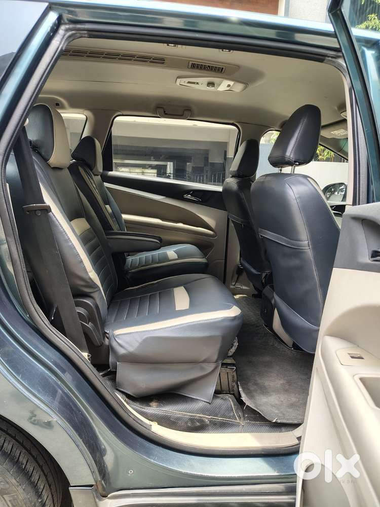 Mahindra Marazzo M6, 2018, Diesel
