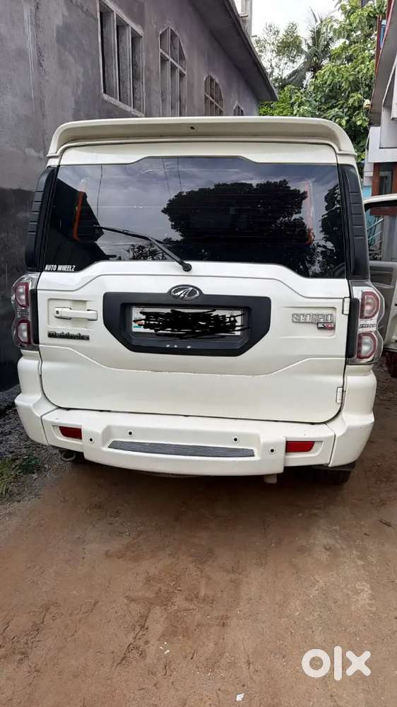 Mahindra Scorpio S10 2018 Model Captain Seat