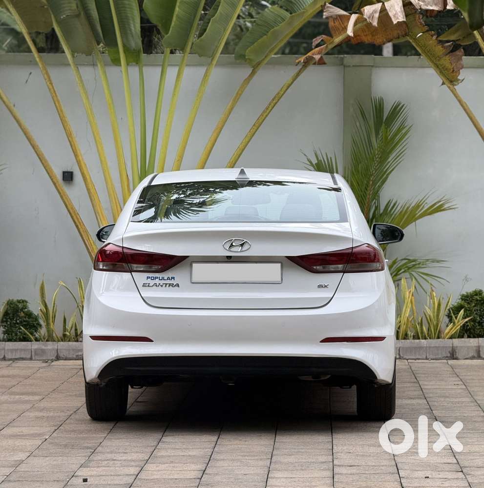 Hyundai Elantra 2.0 Sx Option, 2017, Petrol