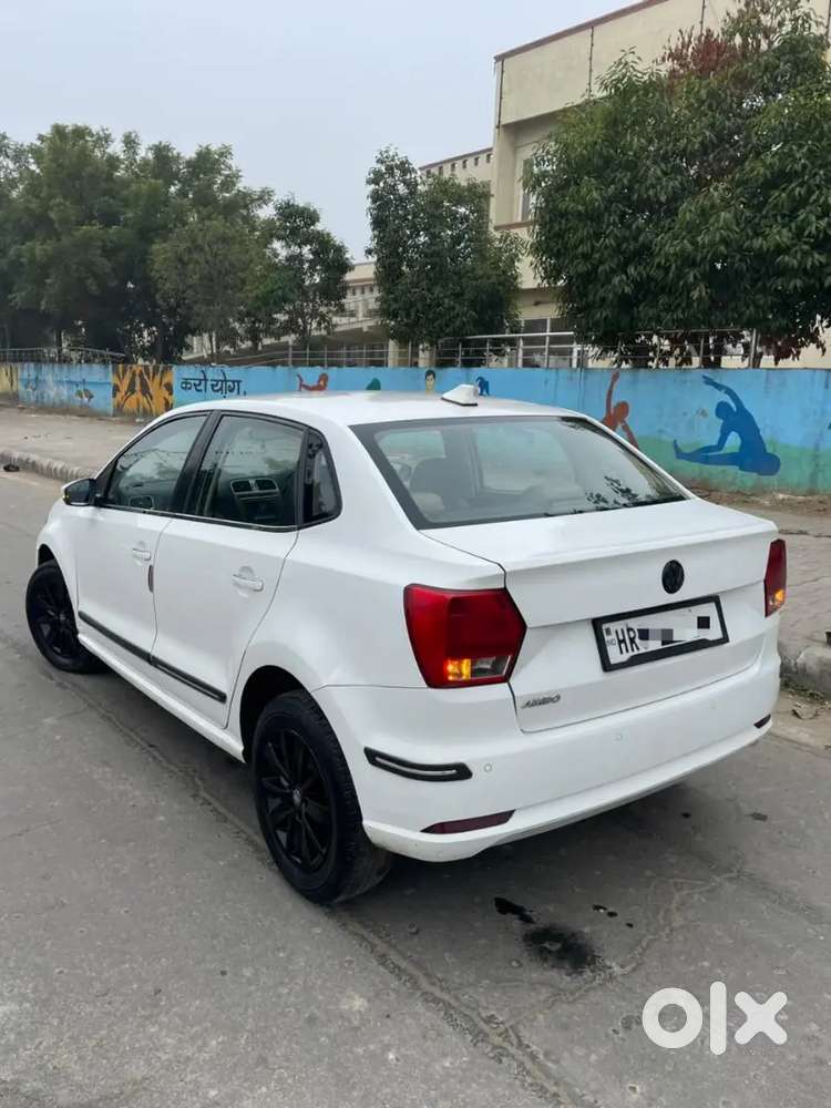 New Insurance, New Tyre,major Service कराई है।helogen Light,