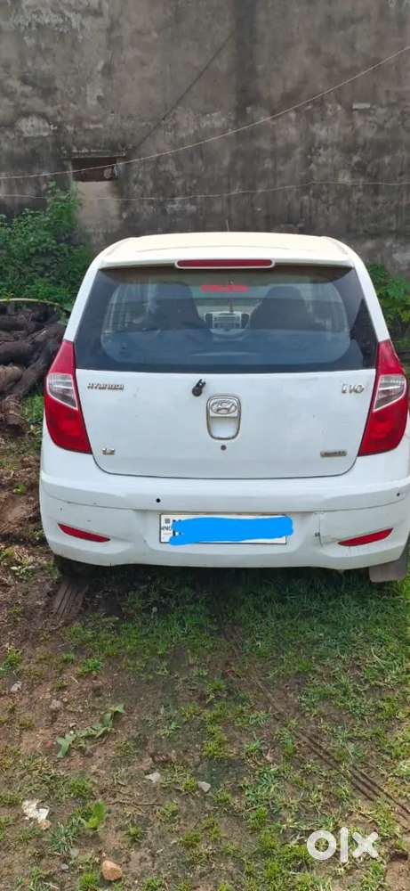 Hyundai I10 2012 Petrol 70000 Km Driven
