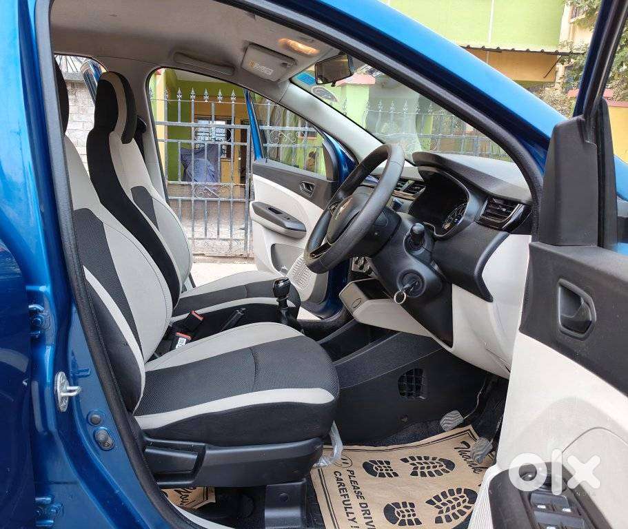 Renault Triber Rxt, 2022, Petrol