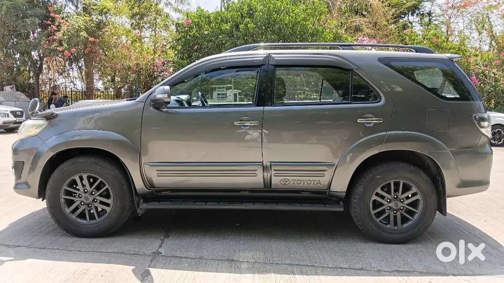 Toyota Fortuner 4x2 Automatic
