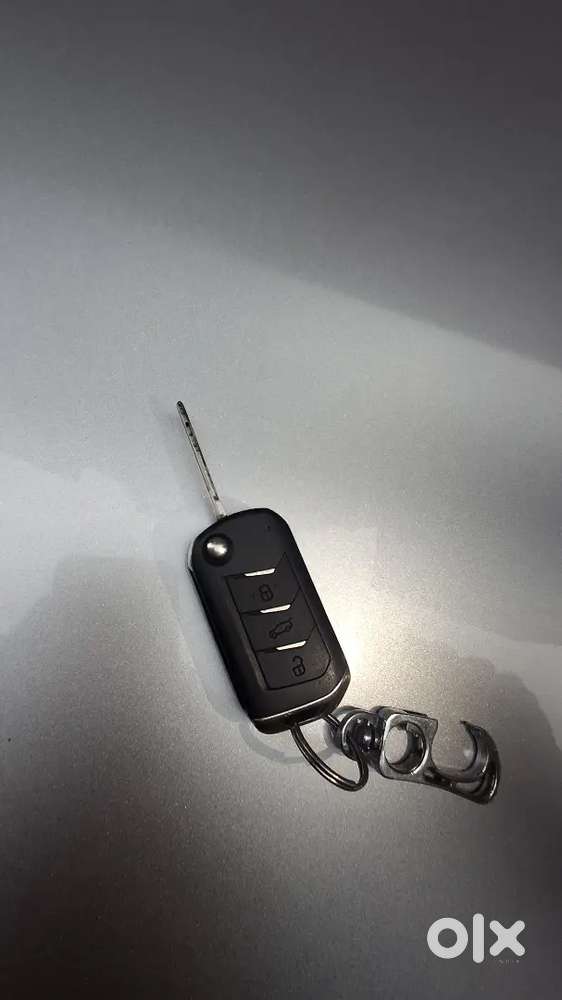Mahindra Xuv700 Ax 3 2023