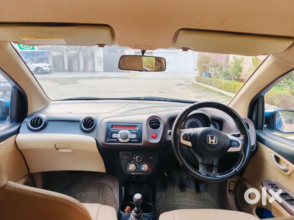 Honda Brio Petrol & Manual 2011