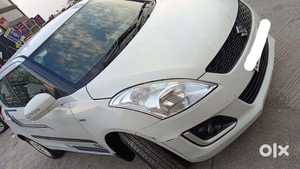 Maruti Suzuki Swift Vxi Abs Bsiv, 2015, Petrol