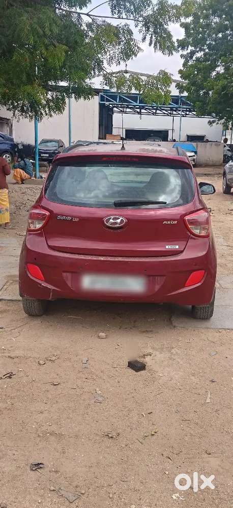 Hyundai Grand I10 2015 Diesel 120000 Km Driven