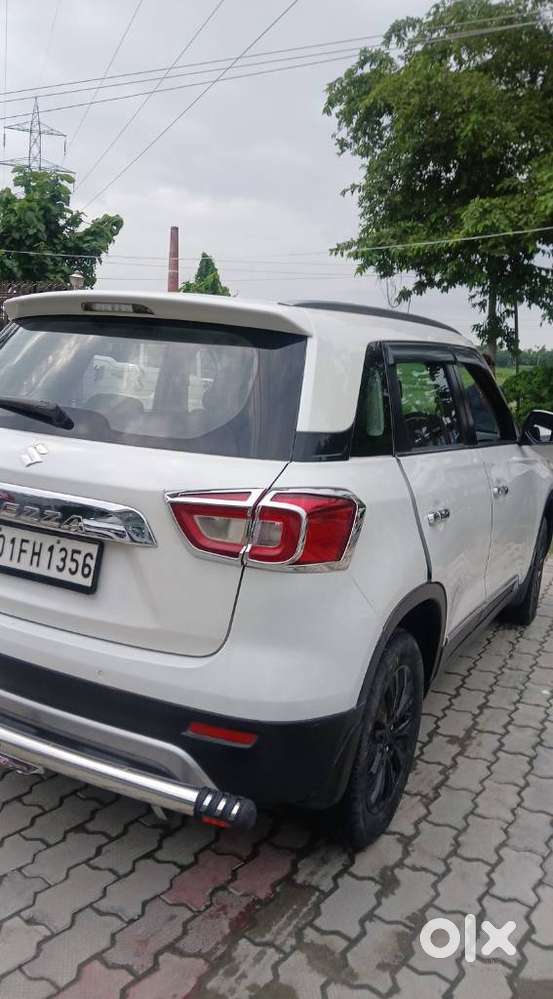 Maruti Suzuki Brezza 1.5 Zxi Plus At Smart Hybrid, 2021