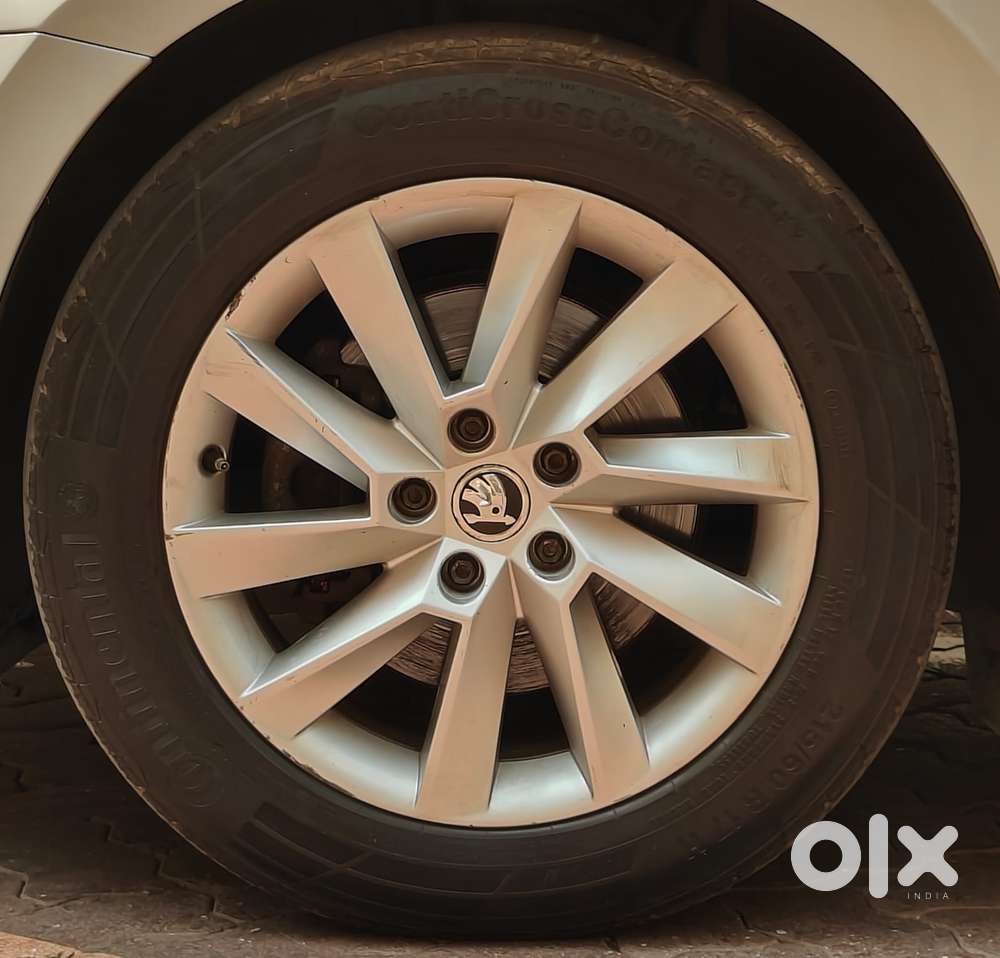 Skoda Superb Lk 1.8 Tsi At, 2017, Petrol