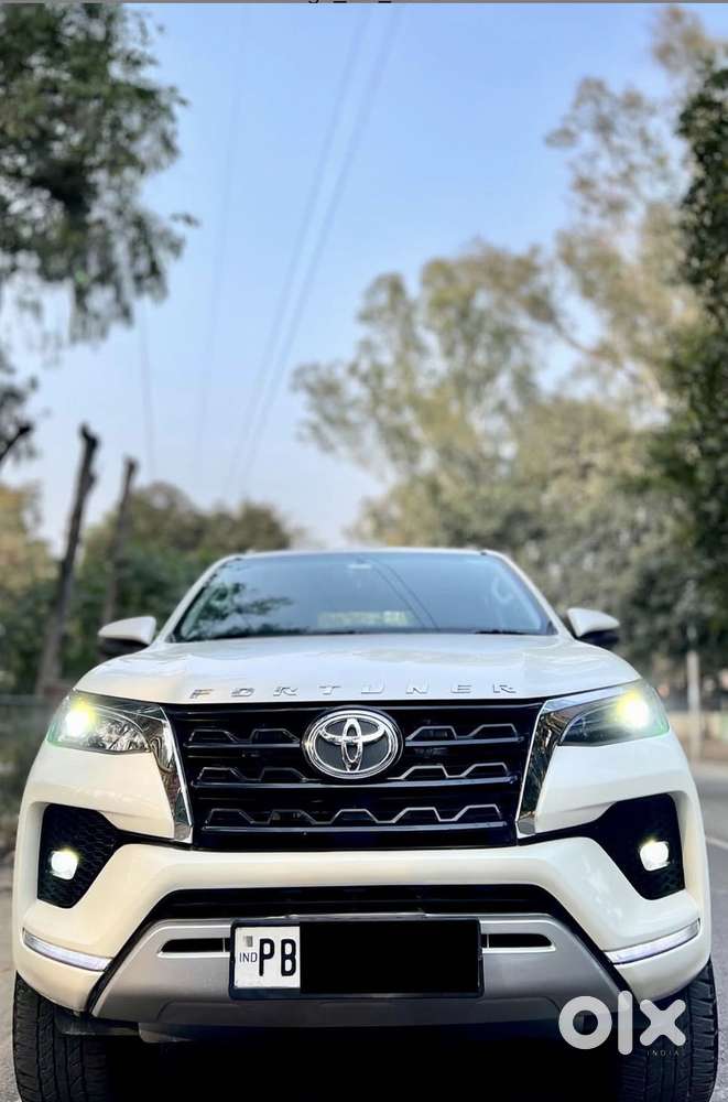 Toyota Fortuner [2021-ongoing] 2.8 2wd Diesel At, 2022, Diesel