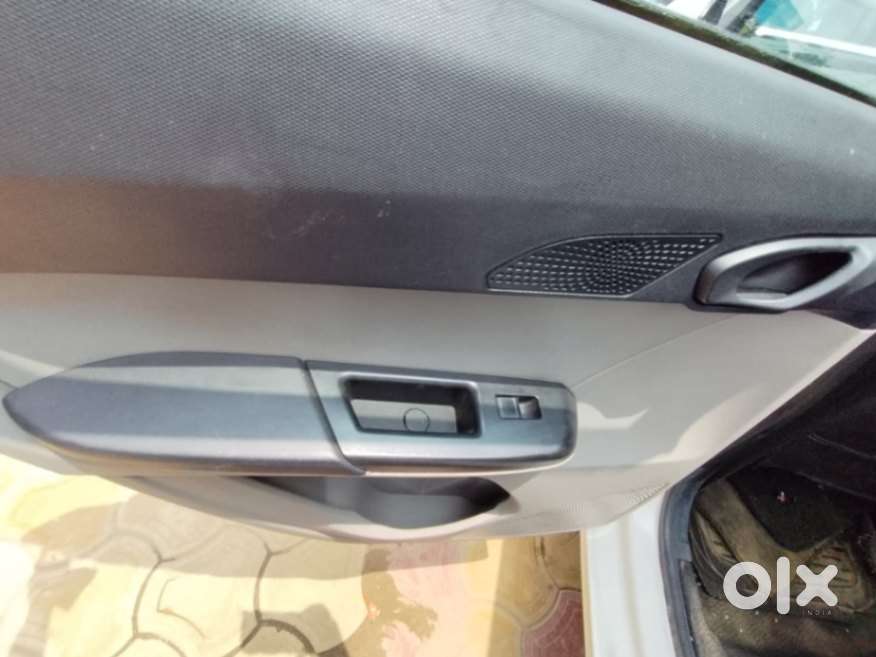 Tata Tiago 1.2 Revotron Xm, 2019, Petrol
