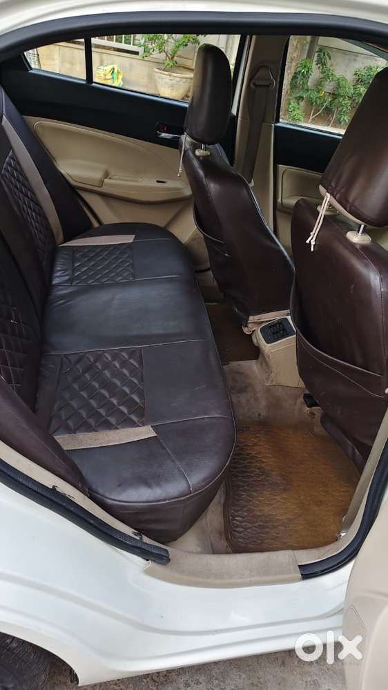 Maruti Suzuki Swift Dzire Vxi Optional, 2020, Petrol