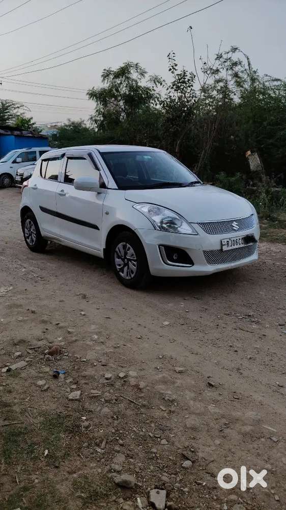 Maruti Suzuki Swift 2017 Petrol 70000 Km Driven