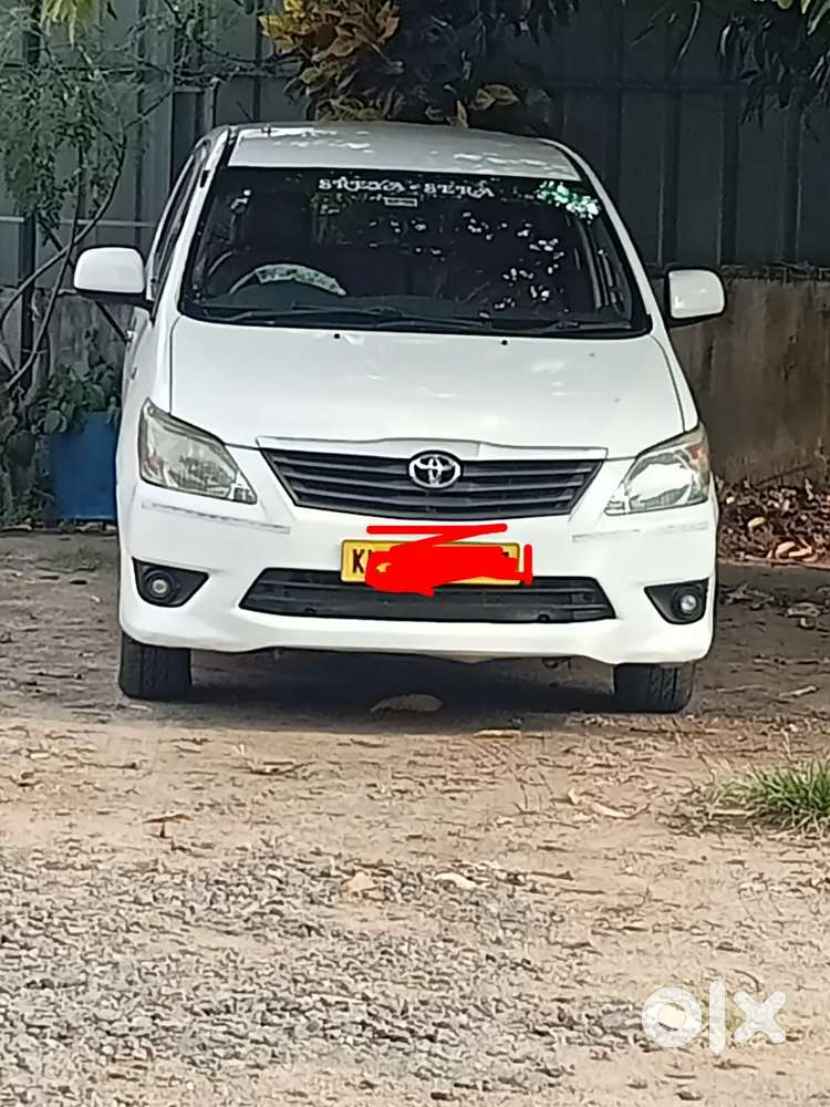Toyota Innova 2012 Diesel Well Maintained