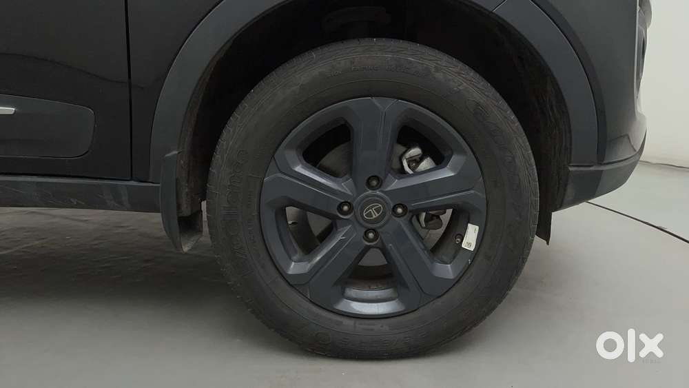 Tata Nexon 1.2 Revotron Xz Plus (l), 2023, Petrol
