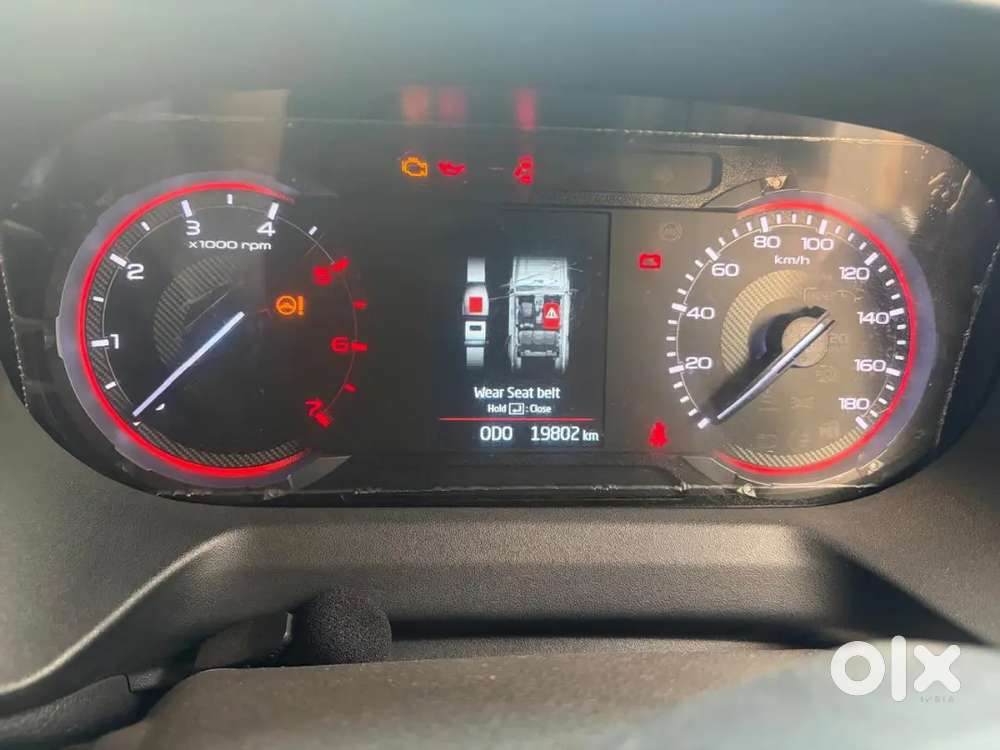 Mahindra Thar Roxx 2025 Diesel Manual
