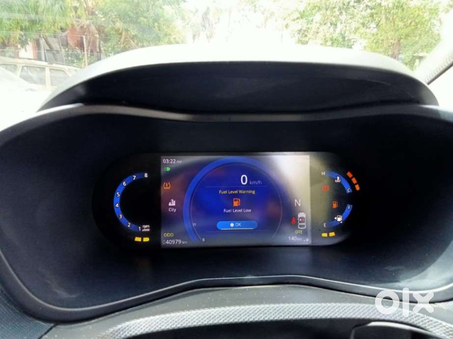 Tata Nexon Creative Plus 1.2 Revotron Petrol 6 Amt, 2023, Petrol