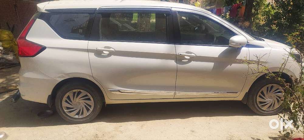33000/ Chali Hai.