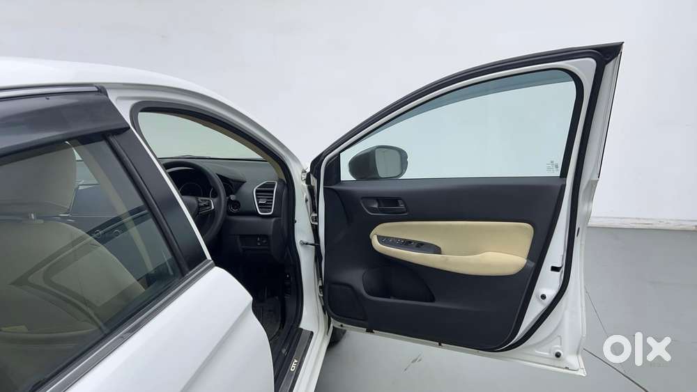 Honda City I-vtec V, 2022, Petrol