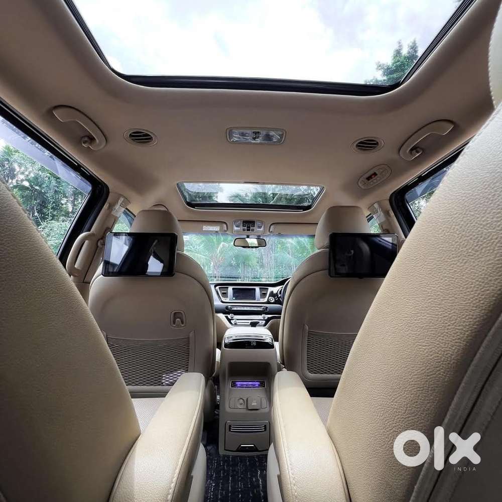 Kia Carnival Limousine Plus 7 Str, 2023, Diesel