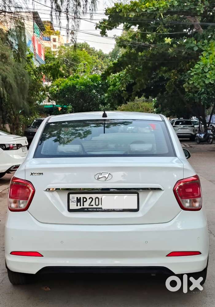 Hyundai Xcent 1.1 S (o) Crdi, 2014, Petrol