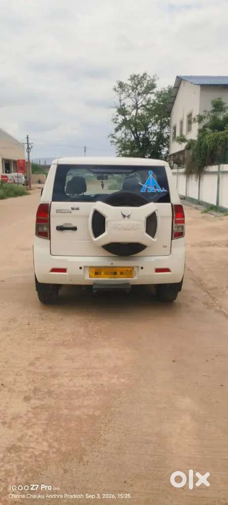 Mahindra Bolero Neo N4