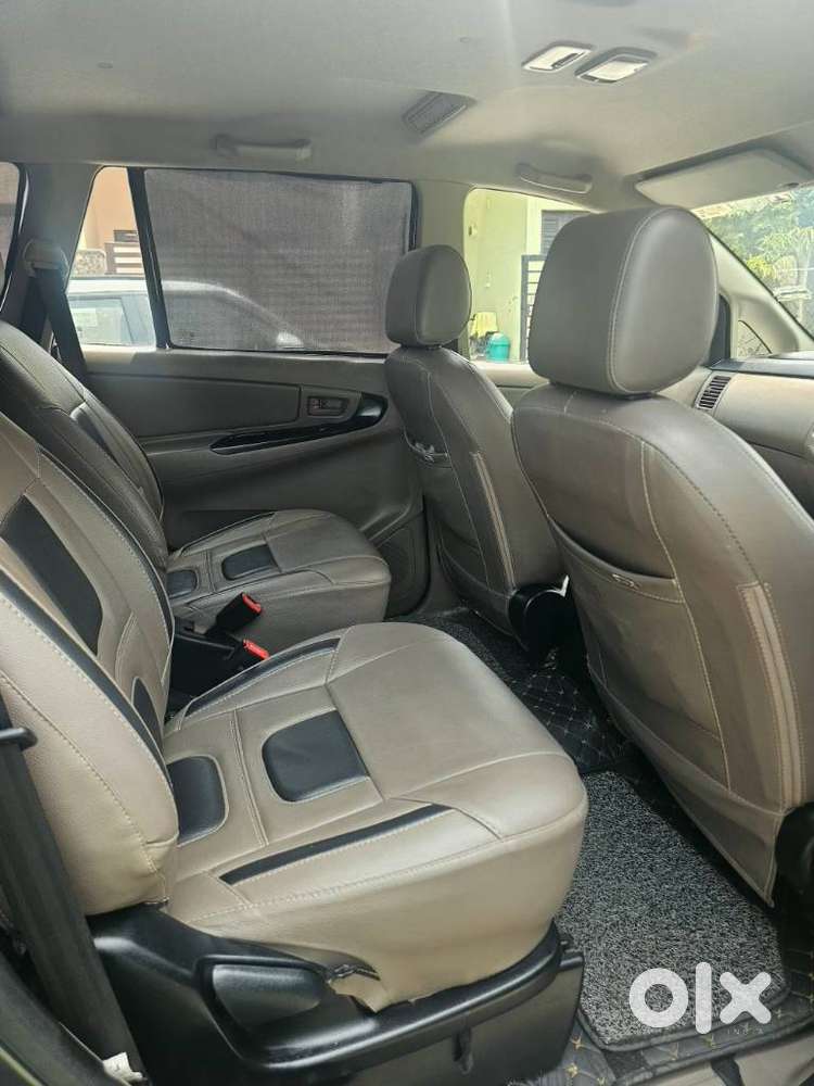 Toyota Innova 2.5 Gx 7 Str Bs-iii, 2015, Diesel