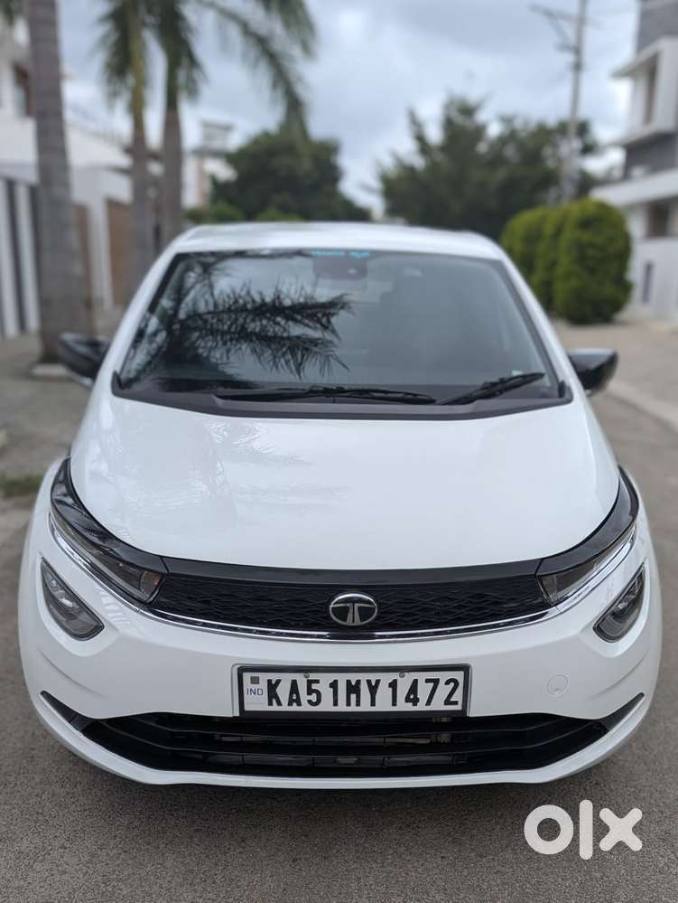 Tata Altroz Xz, 2025, Petrol
