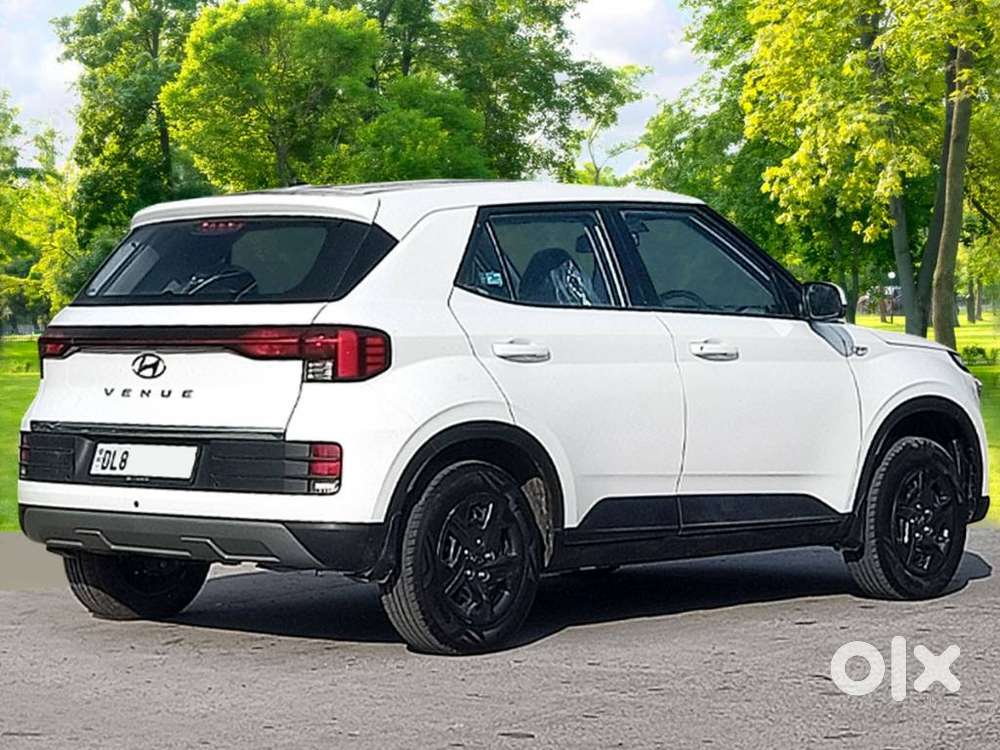 Hyundai Venue E 1.2 Petrol, 2025, Cng & Hybrids