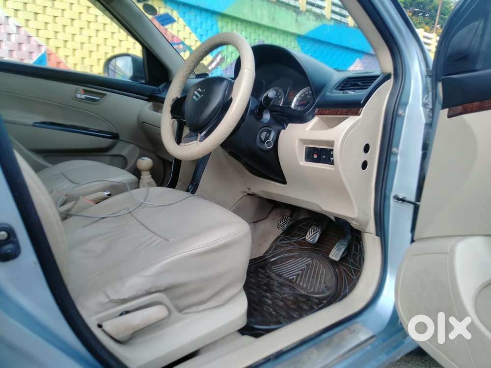 Maruti Suzuki Swift Dzire 1.2 Vxi Bsiv, 2013, Petrol