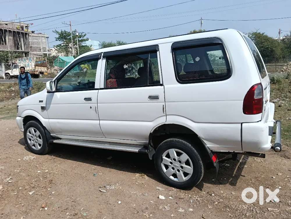 Chevrolet Tavera Neo 2014 Variant Ls B3