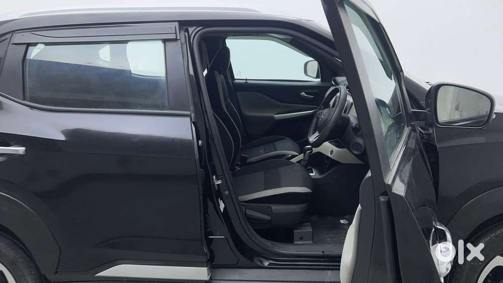 Nissan Magnite 1.0 Xv Turbo Cvt, 2022, Petrol