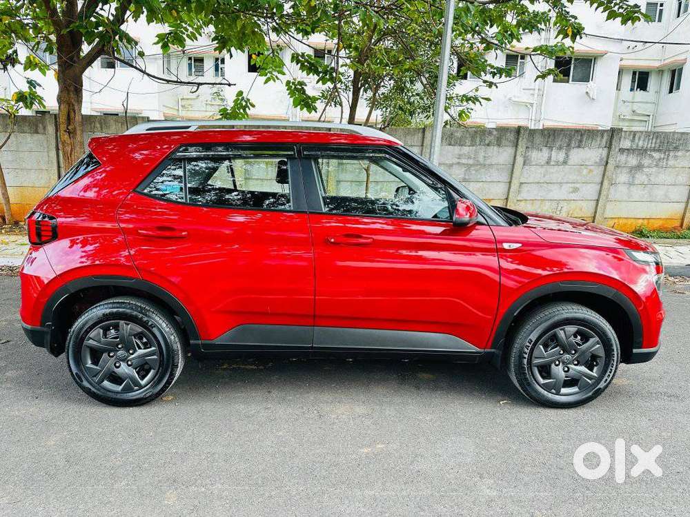 Hyundai Venue S Turbo, 2023, Petrol