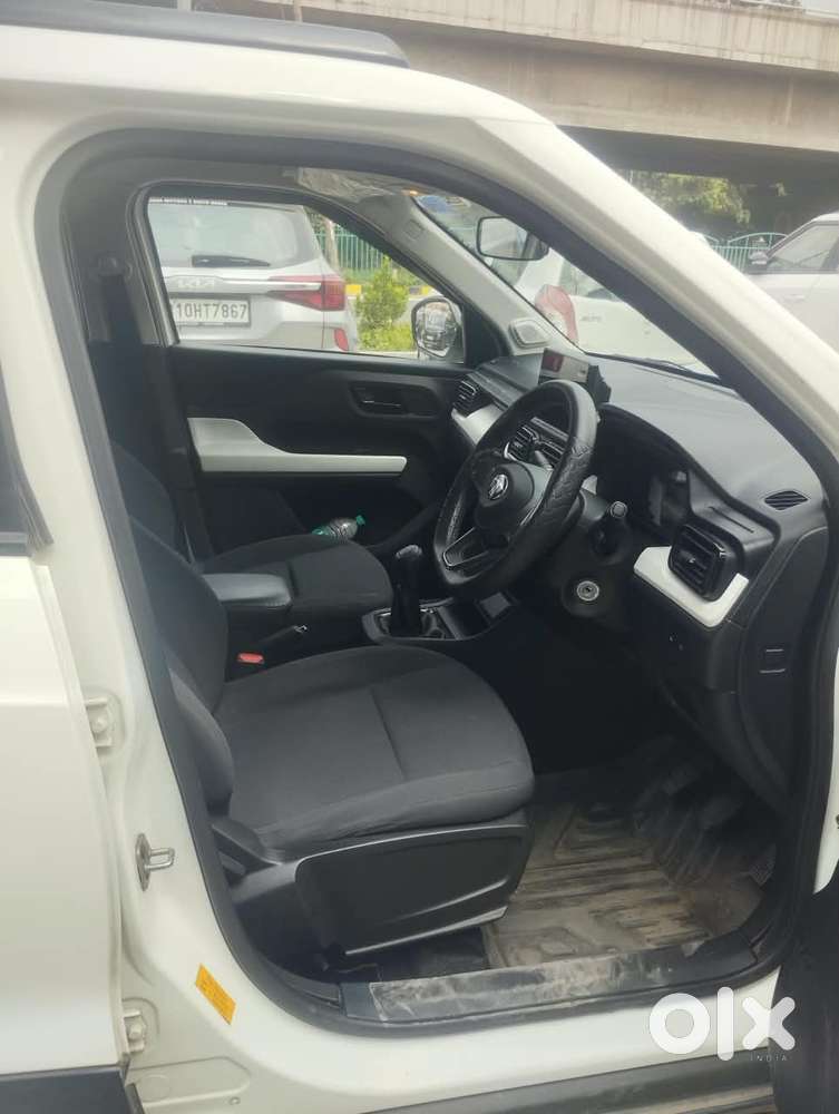 Tata Punch Pure, 2025, Petrol