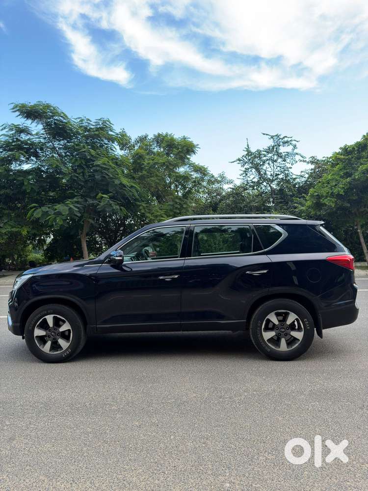 Mahindra Alturas G4 4x4 At, 2020, Diesel