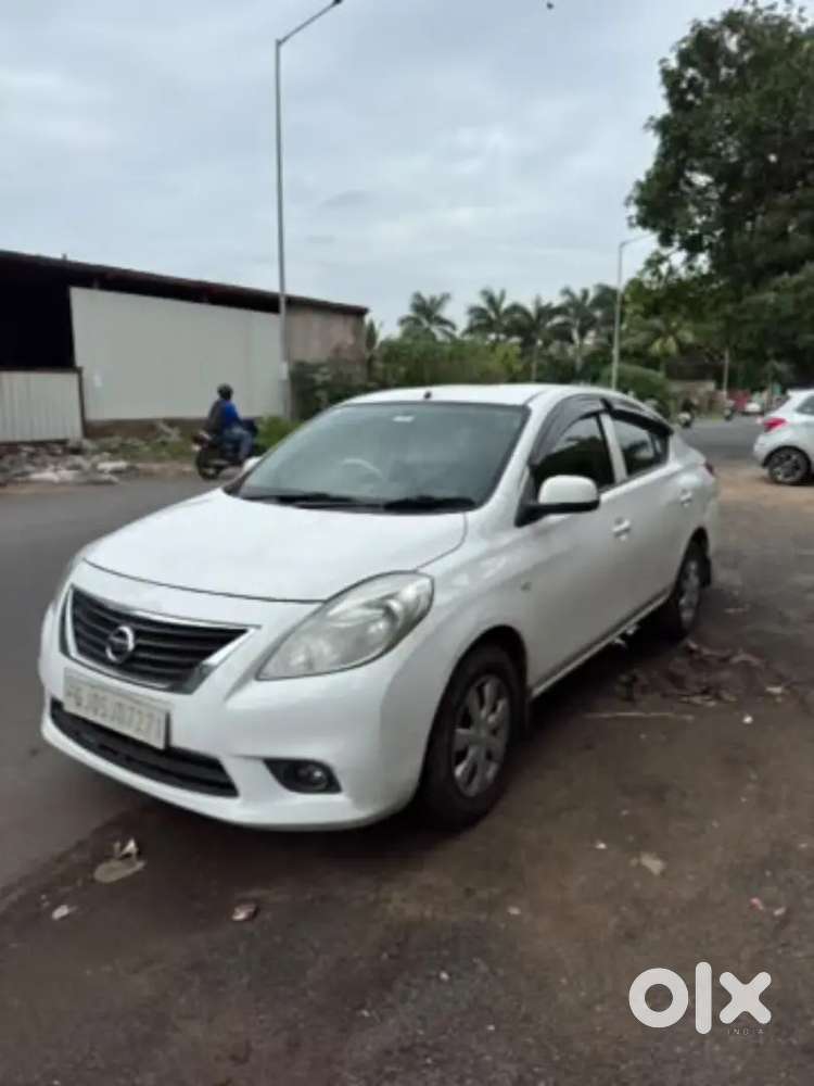 Nissan Sunny Diesel Xl 2013