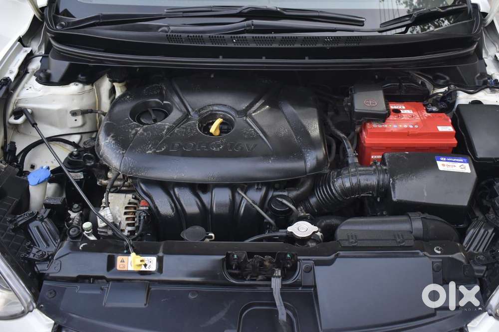 Hyundai New Elantra 1.8 Sx (o) At Vtvt, 2015, Petrol