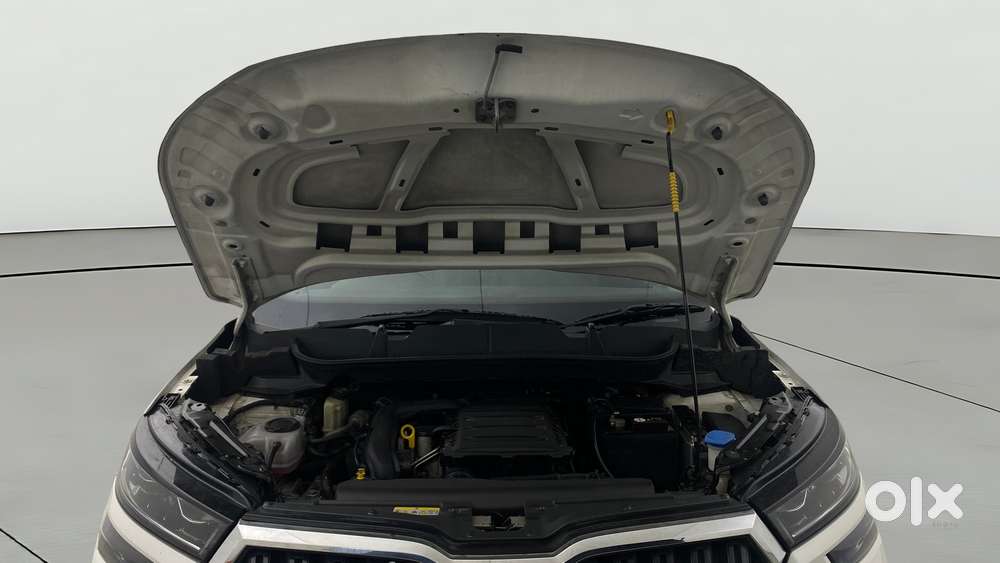 Skoda Kushaq 1.0 Tsi Style, 2023, Petrol
